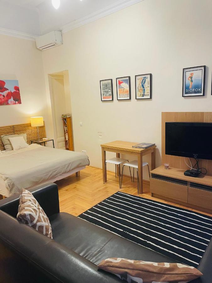 Studio B Budapest Bagian luar foto